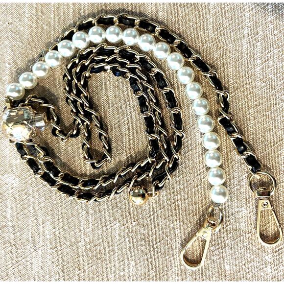 Black/Gold and Faux Pearl Bag Chain - NWOT - Picture 2 of 3